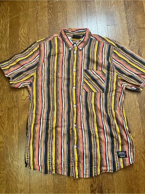 Men's Multicolor Stripe Short Sleeve Button-Up Shirt